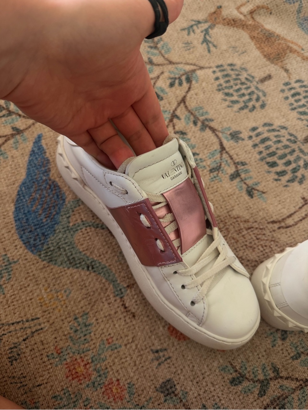 Valentino Garavani White Leather Sneakers with Pink Metallic Panel - Picture 5 of 16